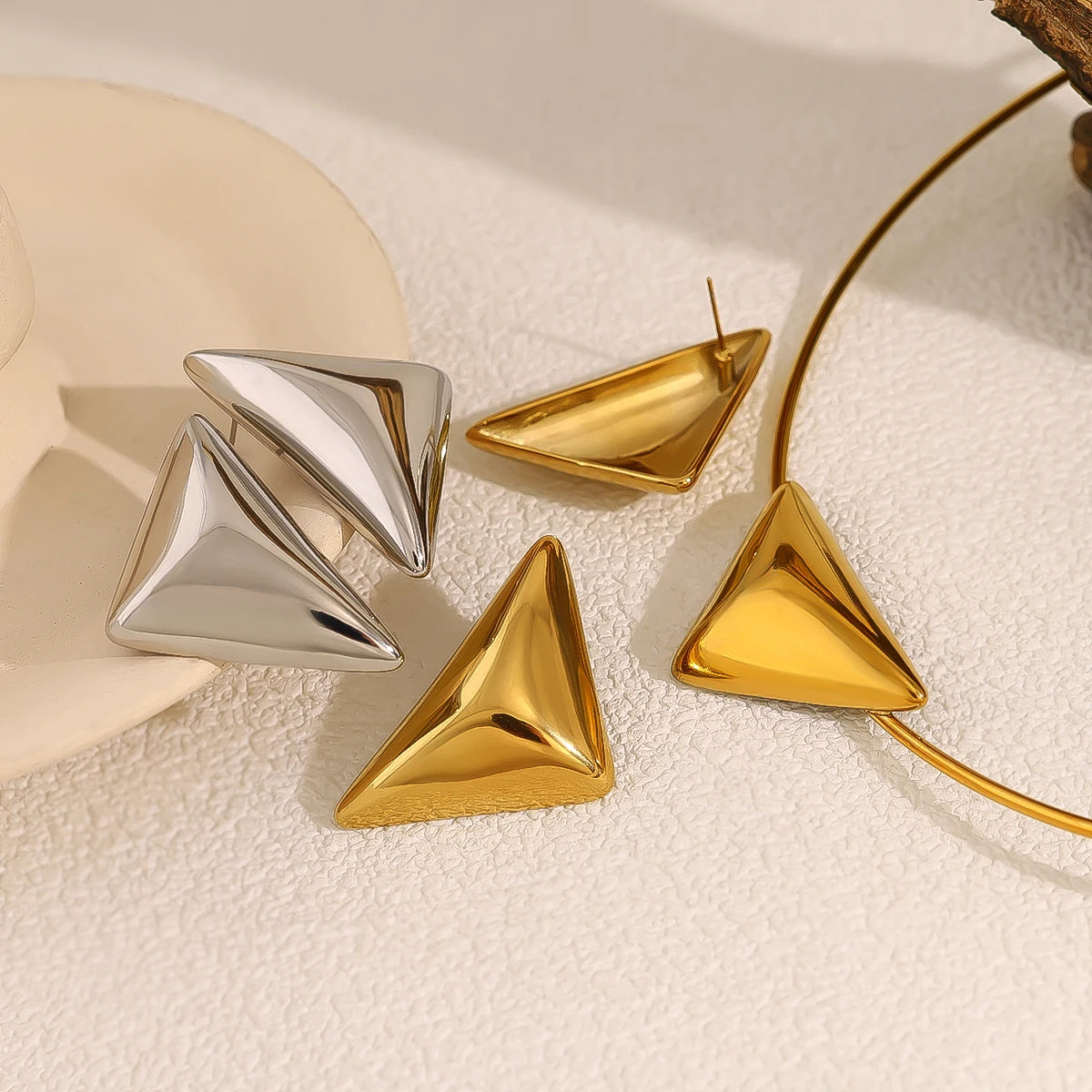 Eclipse Triangle Jewelry Set