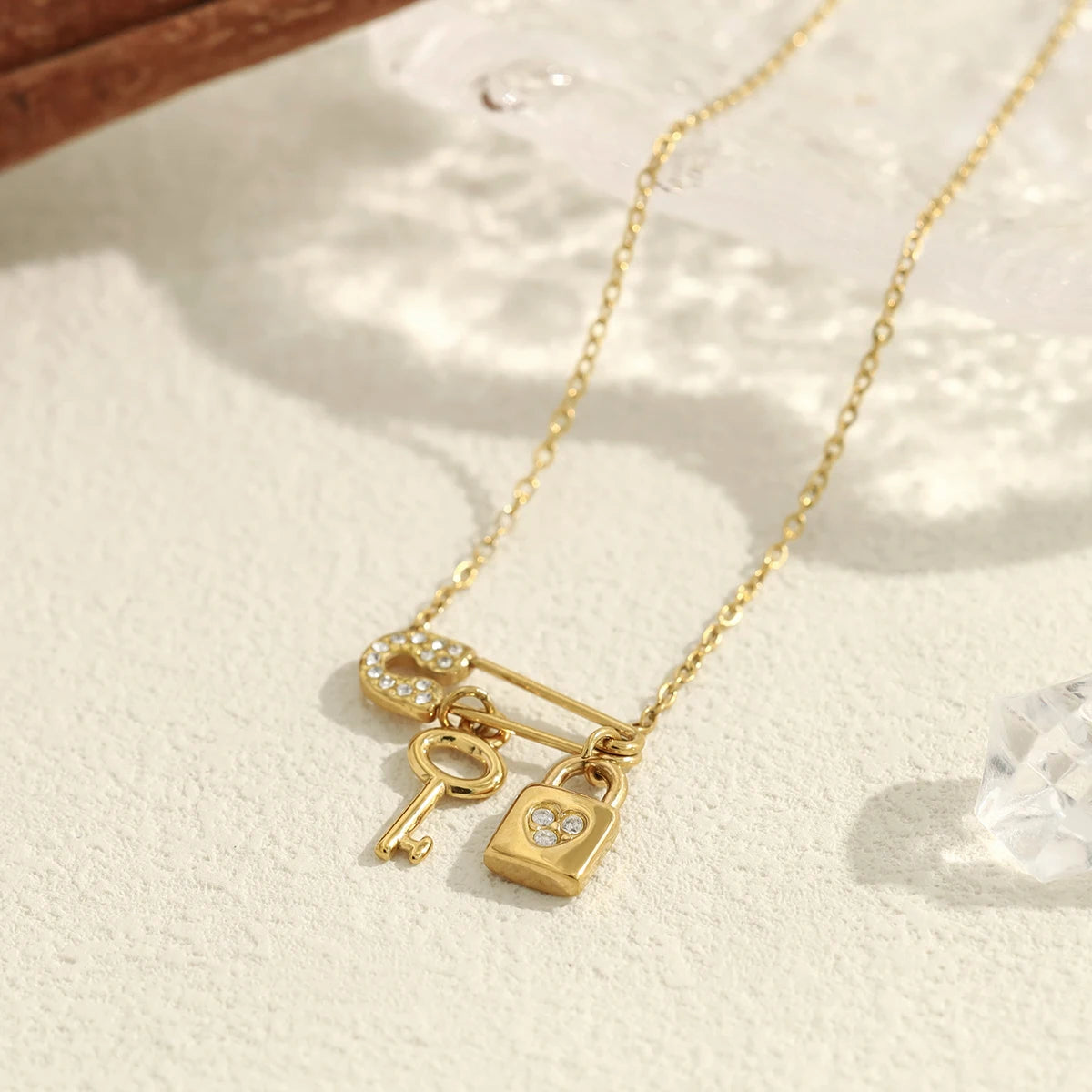 Lock & Luster Pendant Necklace